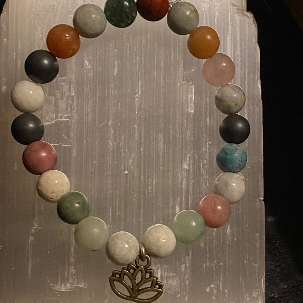 Handmade bracelets - Picture 6 of 6